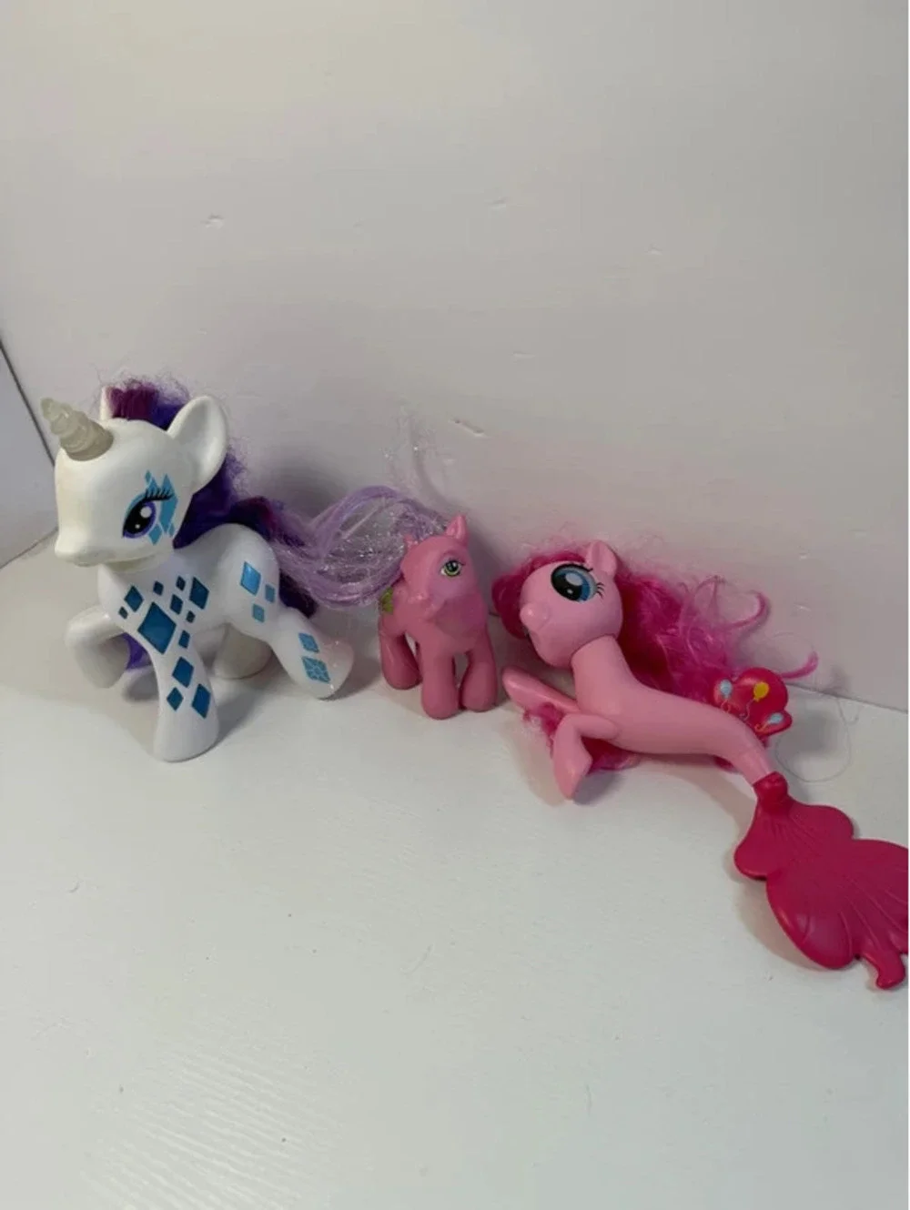 Hasbro My Little Pony Lot – Rarity Light-Up Figure, Pinkie Pie Mermaid & G3 Pony